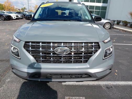 2022 Hyundai VENUE Limited