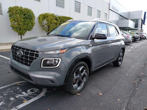 2022 Hyundai VENUE Limited