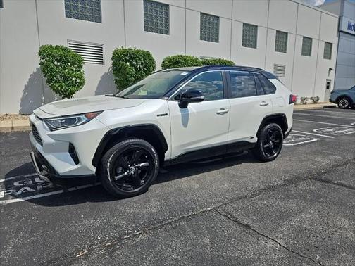 2019 Toyota RAV4 Hybrid SE