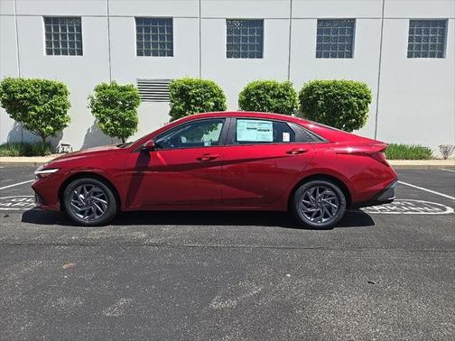 2025 Hyundai ELANTRA HEV Blue
