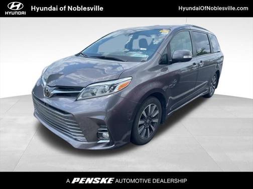 2019 Toyota Sienna Limited Premium