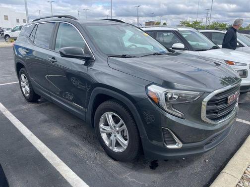 2021 GMC Terrain SLE