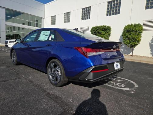 2025 Hyundai ELANTRA Sport