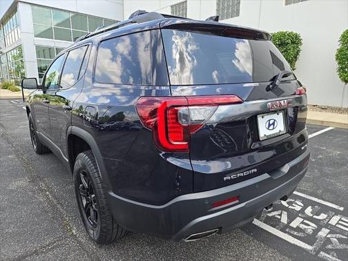 2021 GMC Acadia AWD AT4
