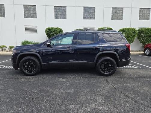 2021 GMC Acadia AWD AT4