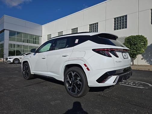 2025 Hyundai TUCSON Hybrid N Line