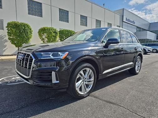 2020 Audi Q7 55 Premium Plus
