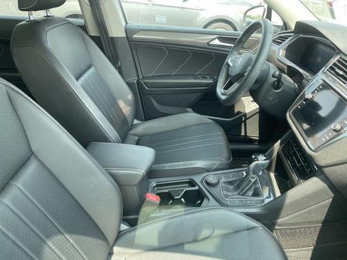 2022 Volkswagen Tiguan 2.0T SE 4MOTION