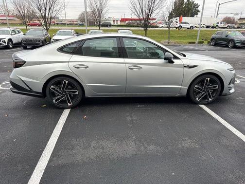 2025 Hyundai SONATA N Line