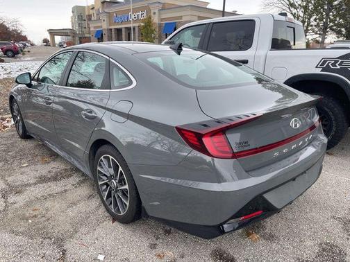 2021 Hyundai SONATA Limited