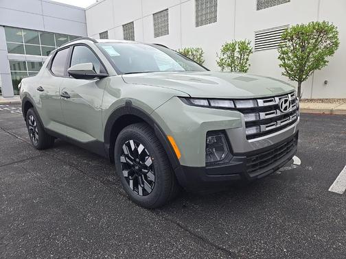 2025 Hyundai SANTA CRUZ SEL Activity