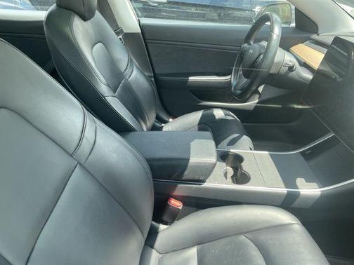 2018 Tesla Model 3 Mid Range