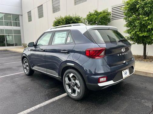 2025 Hyundai VENUE Limited