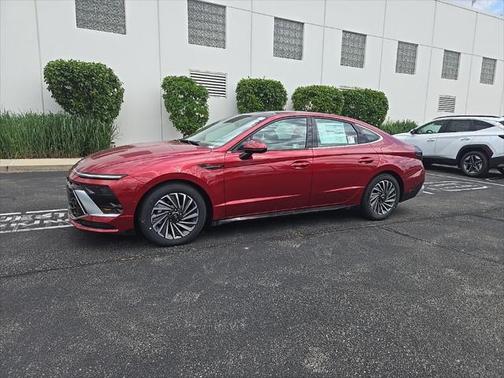 2025 Hyundai SONATA Hybrid Limited