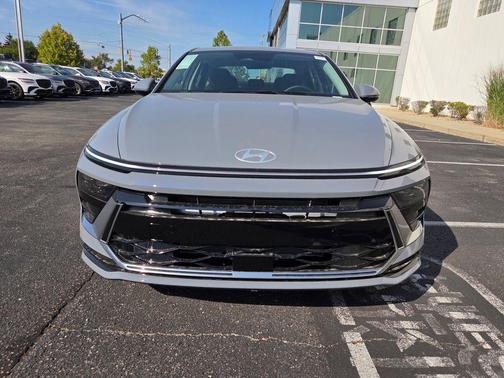 2026 Hyundai SONATA SEL