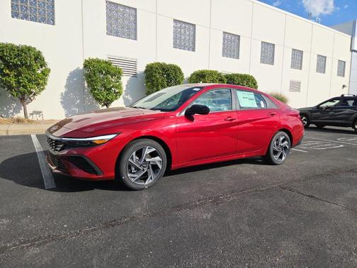2025 Hyundai ELANTRA Sport