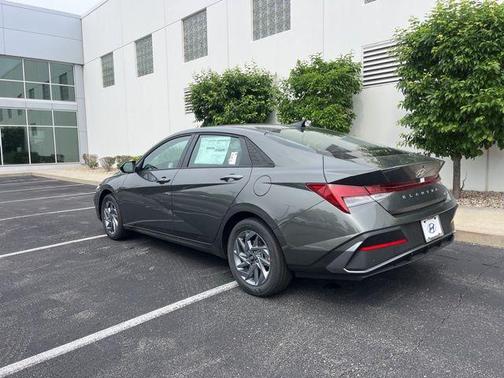 2025 Hyundai ELANTRA HEV Blue