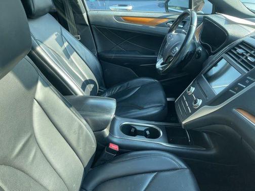 2017 Lincoln MKC Reserve