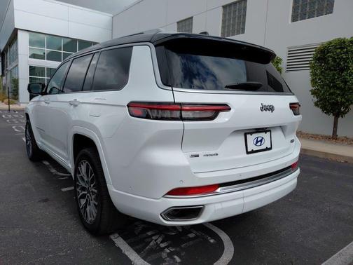 2023 Jeep Grand Cherokee L Summit Reserve