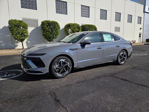 2026 Hyundai SONATA SEL
