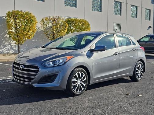 2017 Hyundai Elantra GT Base