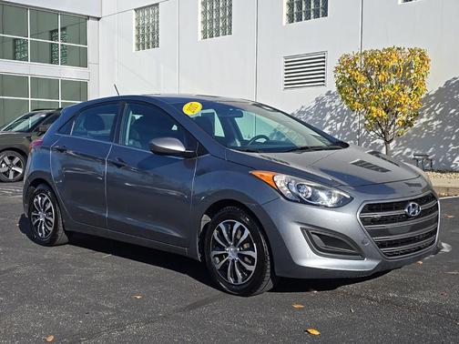 2017 Hyundai Elantra GT Base