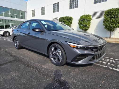 2025 Hyundai ELANTRA Sport