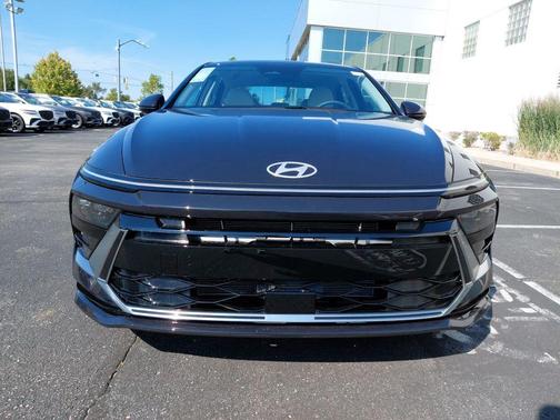 2026 Hyundai SONATA SEL
