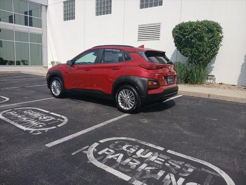 2021 Hyundai KONA SEL Plus