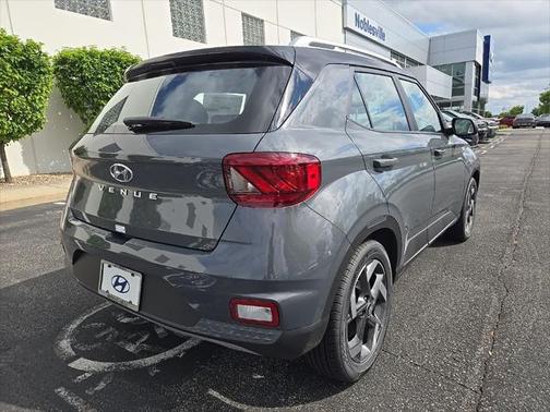 2025 Hyundai VENUE Limited