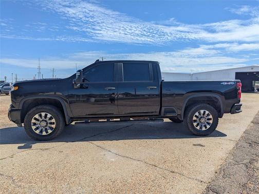 2024 Chevrolet Silverado 2500 Custom