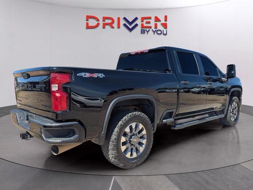 2024 Chevrolet Silverado 2500 Custom
