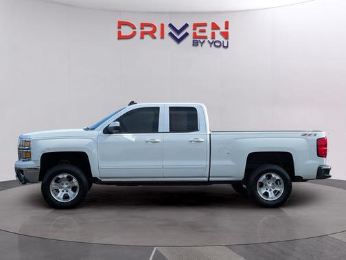 Summit White 2015 Chevrolet Silverado 1500 2LT