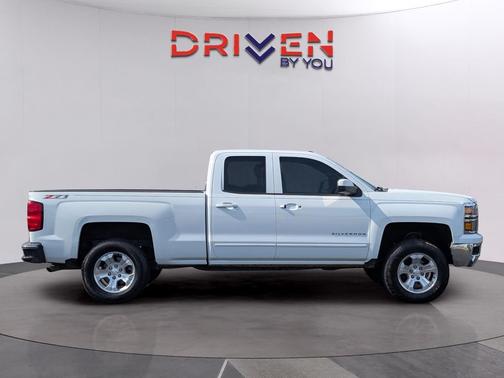 Summit White 2015 Chevrolet Silverado 1500 2LT