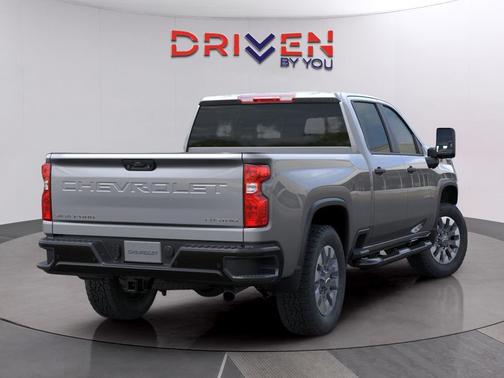 2026 Chevrolet Silverado 2500 Custom