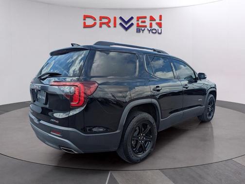 2020 GMC Acadia AWD AT4