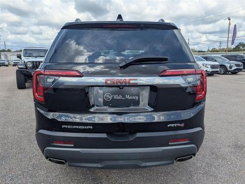2020 GMC Acadia AWD AT4