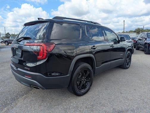 2020 GMC Acadia AWD AT4