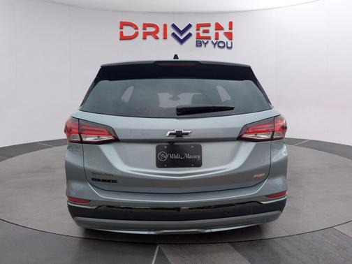 2023 Chevrolet Equinox FWD RS