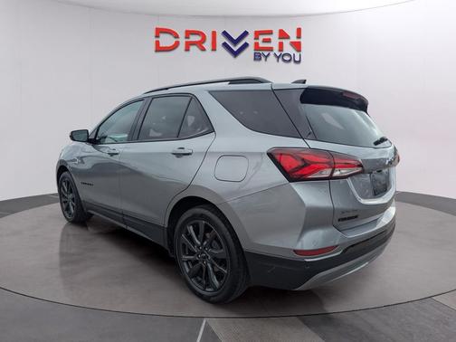 2023 Chevrolet Equinox FWD RS