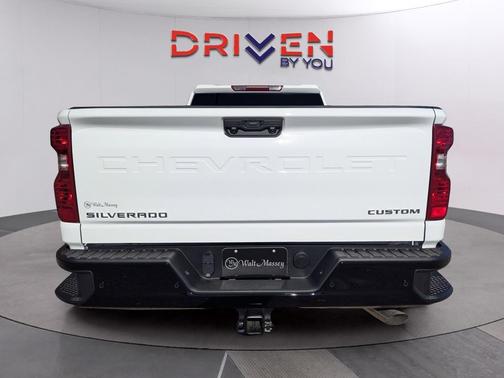 2026 Chevrolet Silverado 2500 Custom