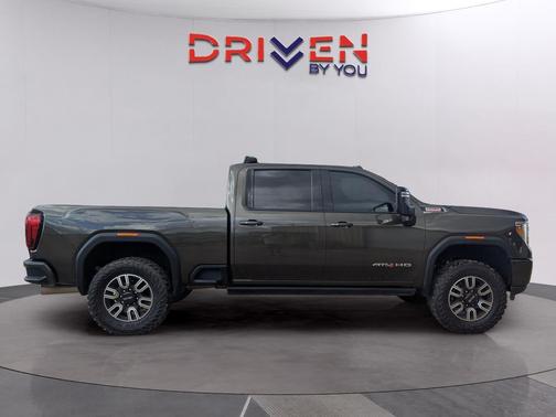 2023 GMC Sierra 2500 AT4