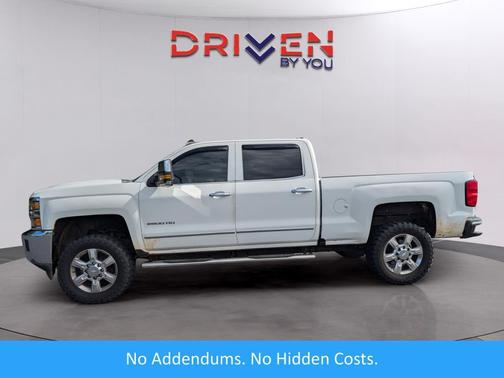 Summit White 2017 Chevrolet Silverado 2500 LTZ