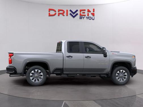 2026 Chevrolet Silverado 2500 Custom