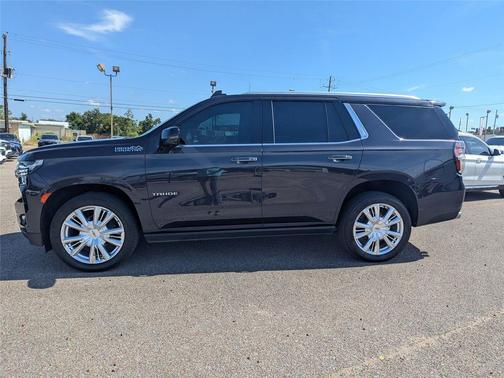 2022 Chevrolet Tahoe 4WD High Country