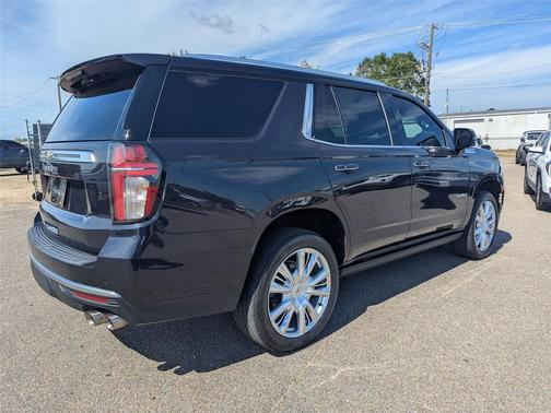 2022 Chevrolet Tahoe 4WD High Country