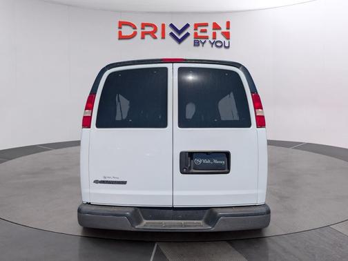 2017 Chevrolet Express 3500 LT