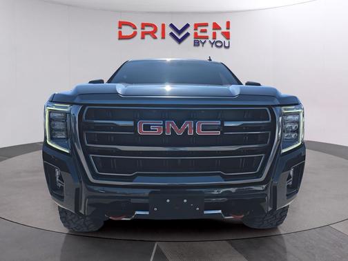 2023 GMC Yukon 4WD AT4