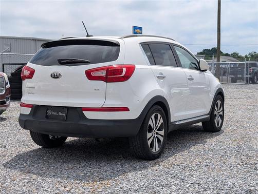 Clear White 2013 Kia Sportage EX