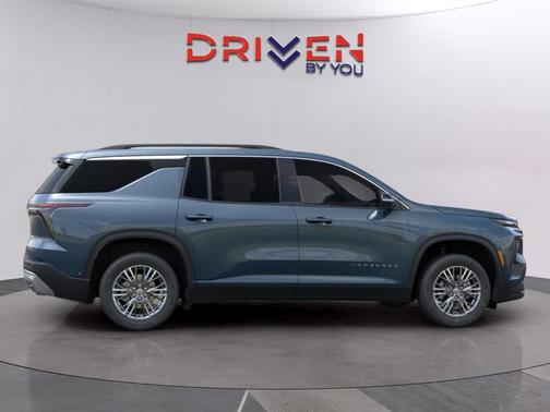 Lakeshore Blue Metallic 2026 Chevrolet Traverse LT
